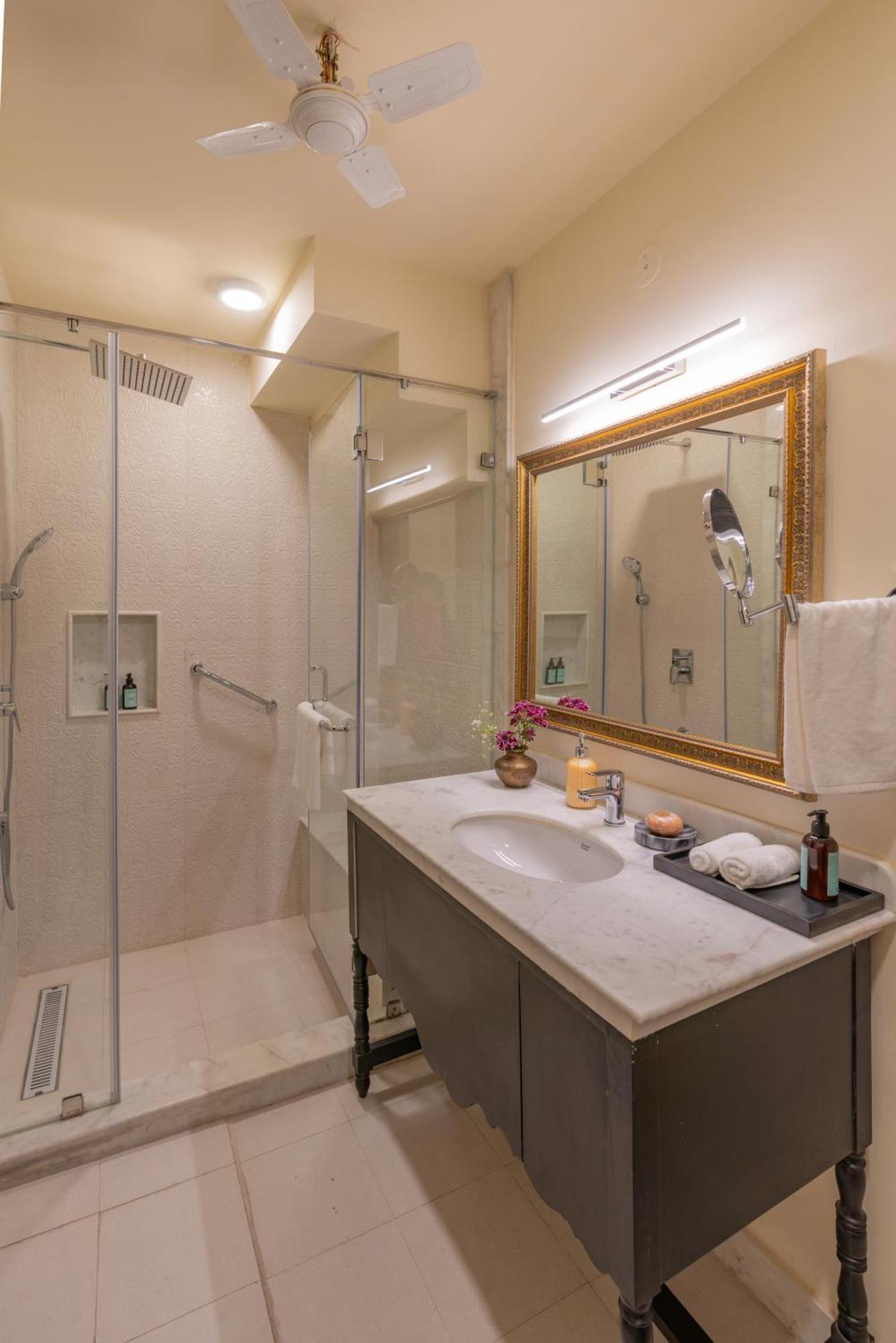 Hotel Laalee Jaipur Zimmer foto